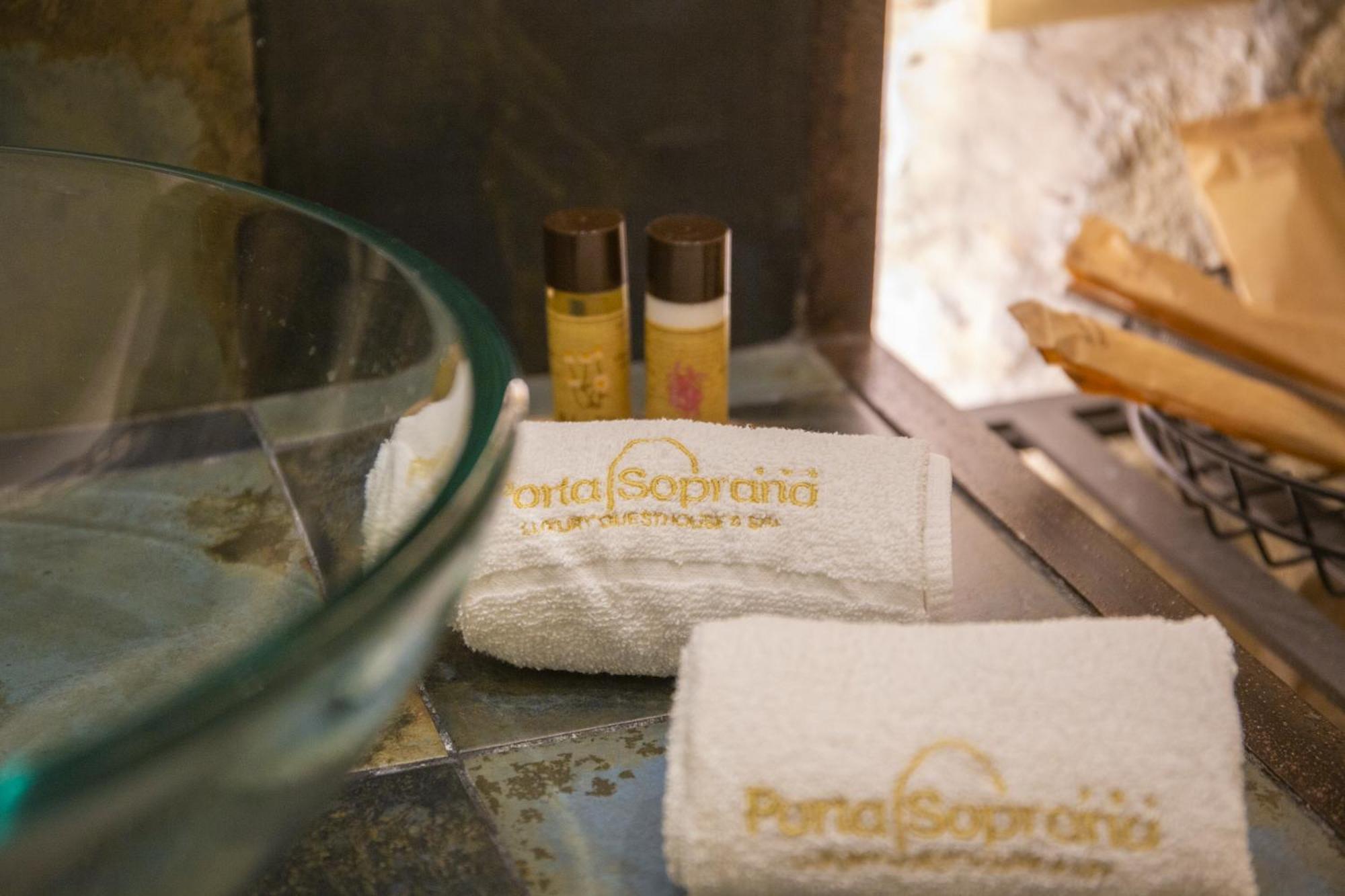 Porta Soprana Luxury Guest House & Spa Sclafani Bagian luar foto