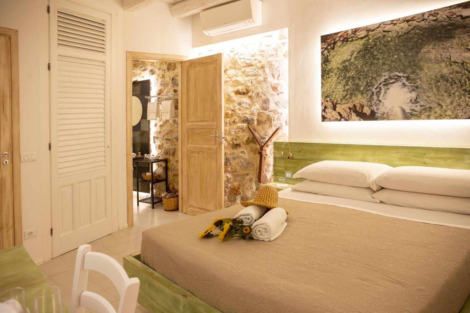 Porta Soprana Luxury Guest House & Spa Sclafani Bagian luar foto