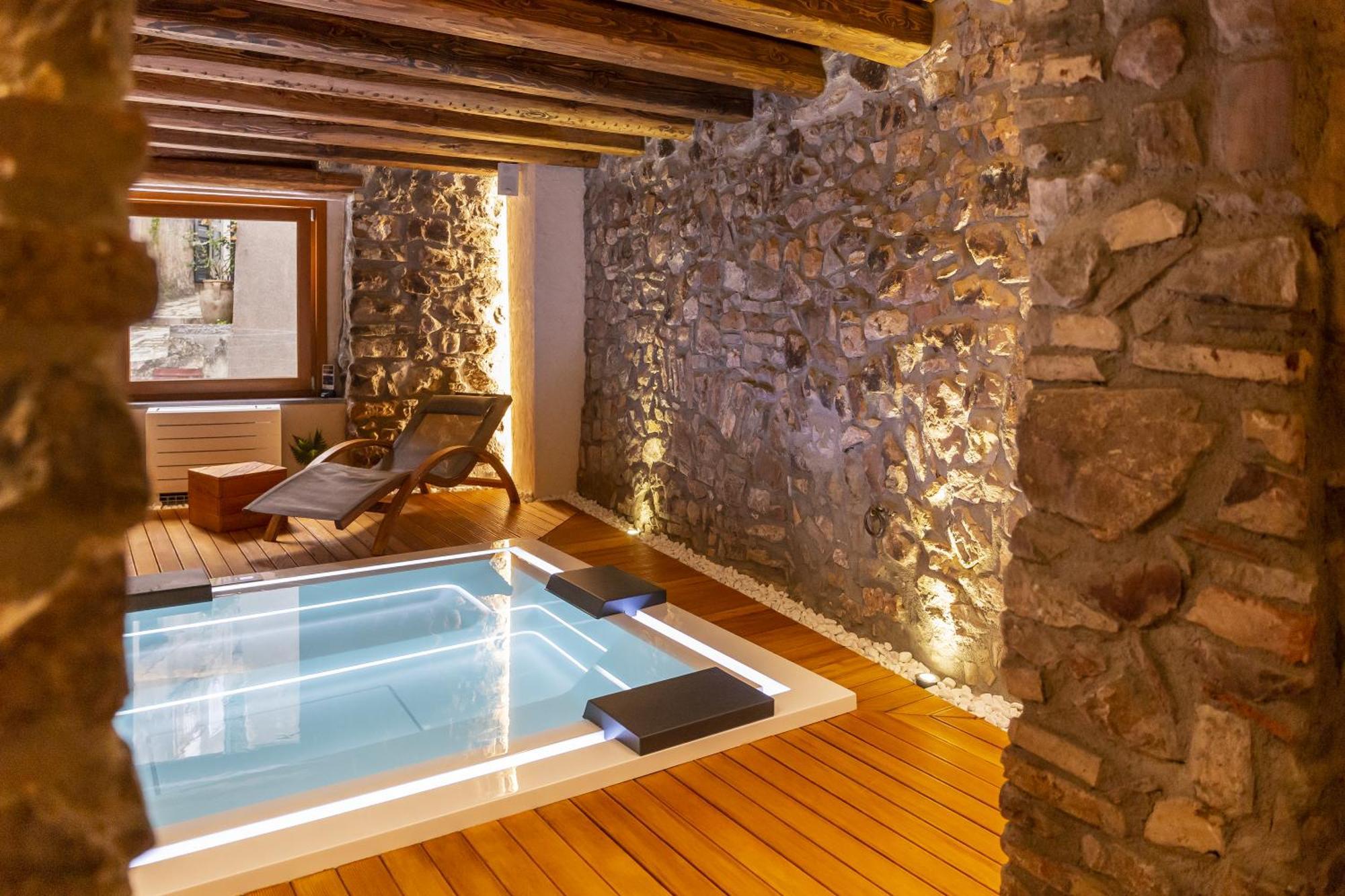 Porta Soprana Luxury Guest House & Spa Sclafani Bagian luar foto